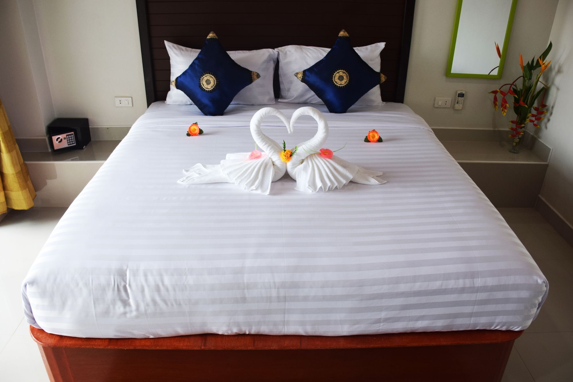 Vivi Boutique Room Hotel Sha Plus Rawai Exteriör bild